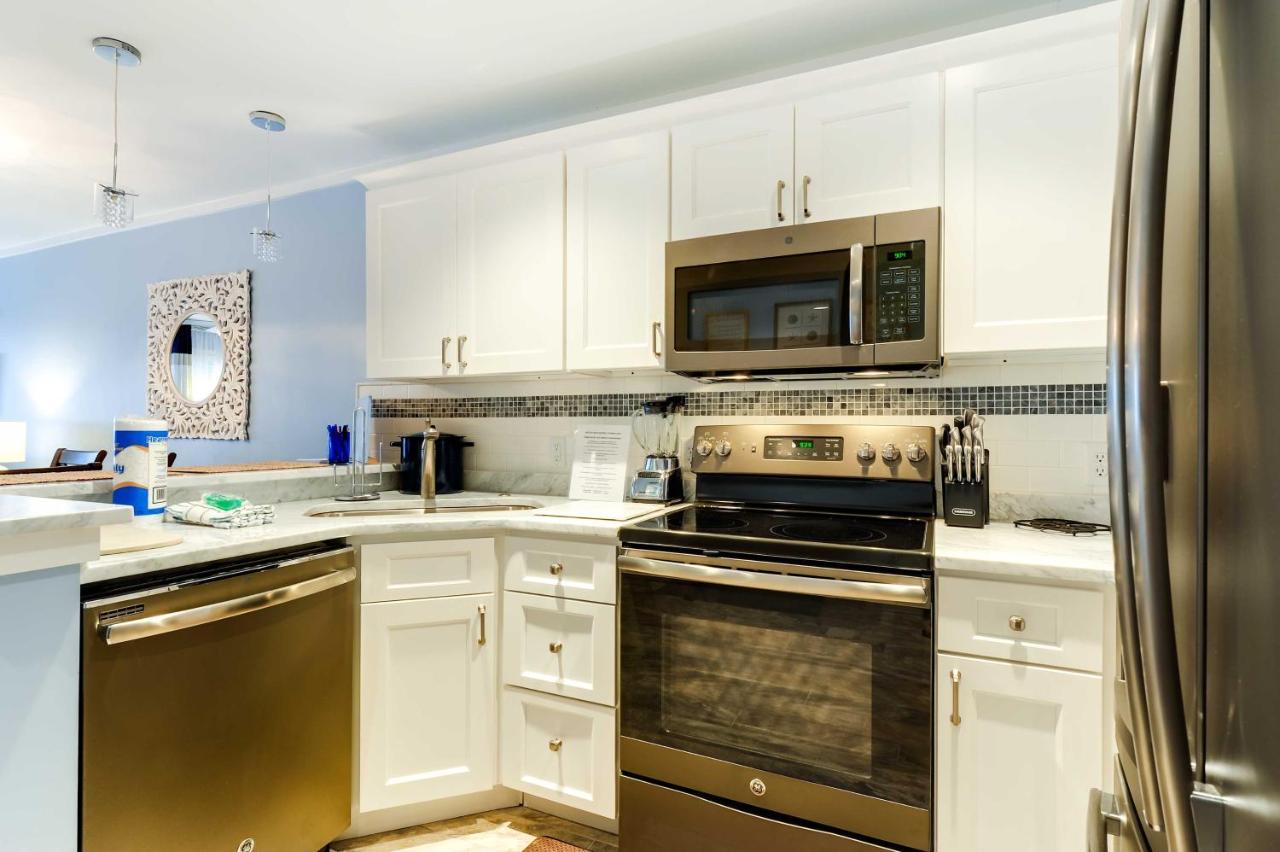 Hilton Head Resort Condo With Pools, Walk To Beach! Hilton Head Island Dış mekan fotoğraf